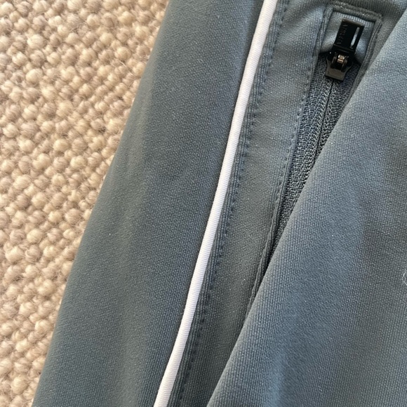 NWT Athleta Eden Gray Venice Wide Leg Pants with White Stripe - Picture 6 of 7